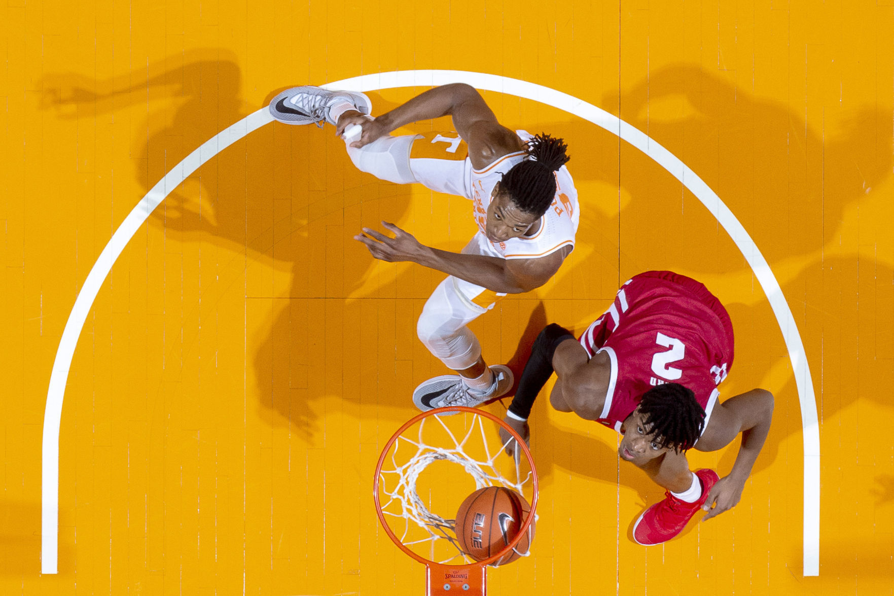 Badgers 68, Volunteers 48